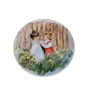 Vintage Wedgwood 1981 Be My Friend Mary Vickers 8" Collector's Plate